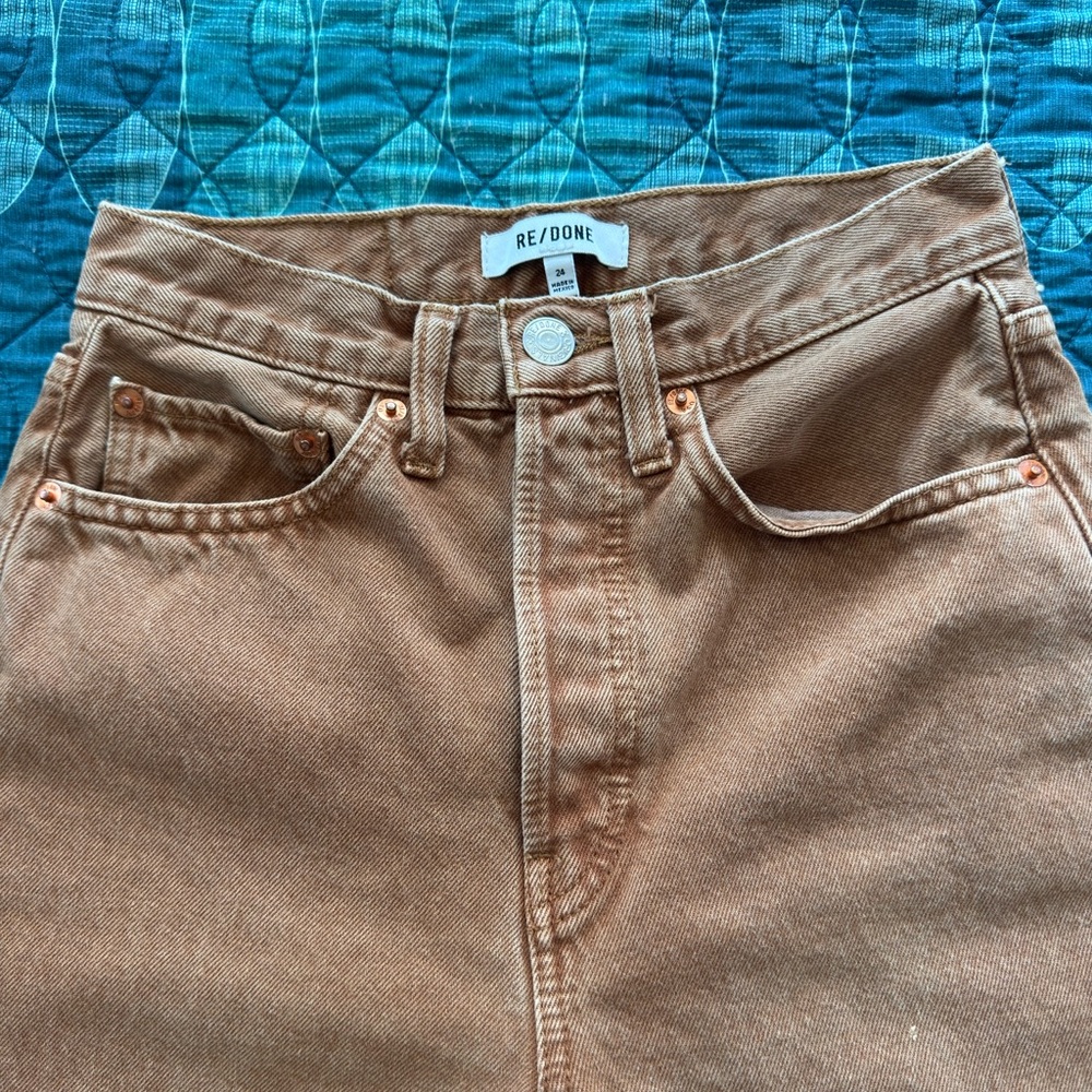 Re/Done Straight Leg Jeans in Camel - Picture 2 of 4